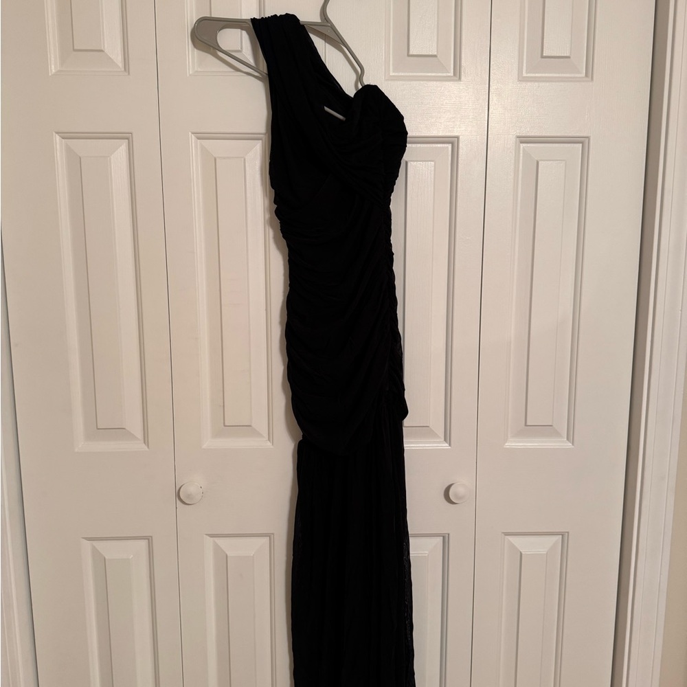 Amazon Elegant Long Dress One Shoulder Sleeveless Ruched Bodycon Evening Dress - Picture 8 of 8